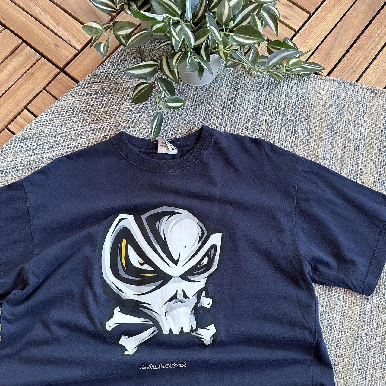 Designer Vintage Y2K Surfcore Mallorca Skull Head Printed T-shirt Size US XL / EU 56 / 4 - 3 Thumbnail