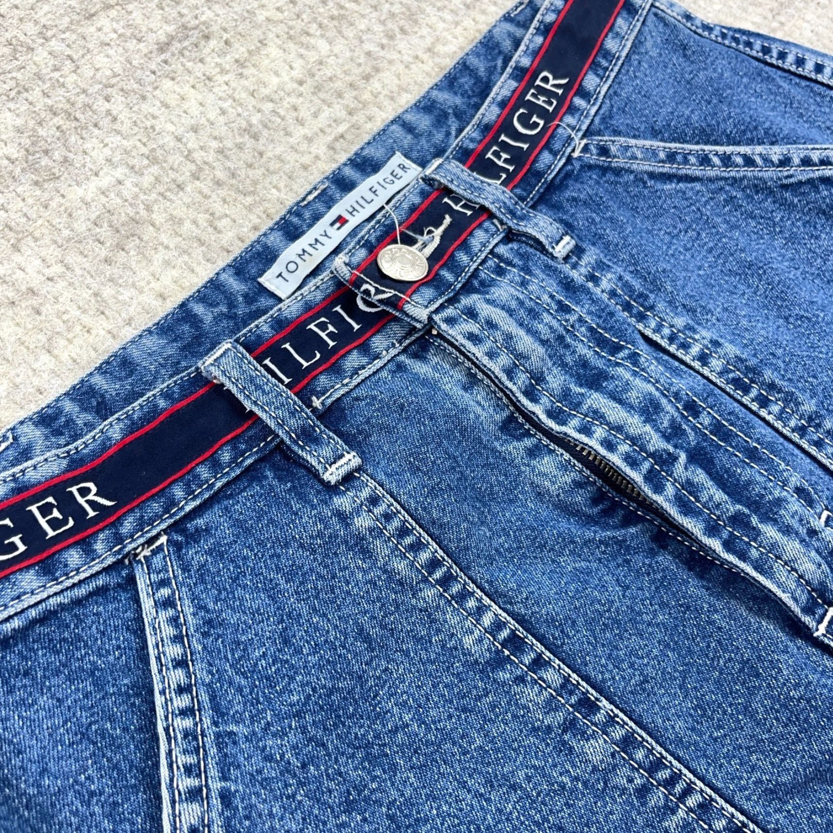 Tommy Hilfiger Vintage Tommy Hilfiger Skirt Women 6 Denim Midi Med Wash Spell Out Y2K 00s Size 28" / US 6 / IT 42 - 5 Thumbnail