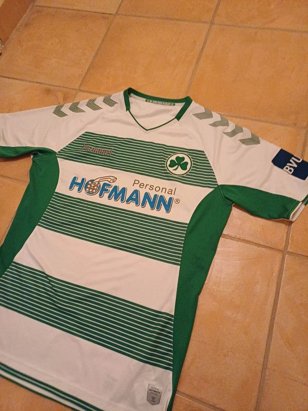 Hummel Hummel Greuther Fürth 2019-20 home shirt Size US L / EU 52-54 / 3 - 2 Thumbnail