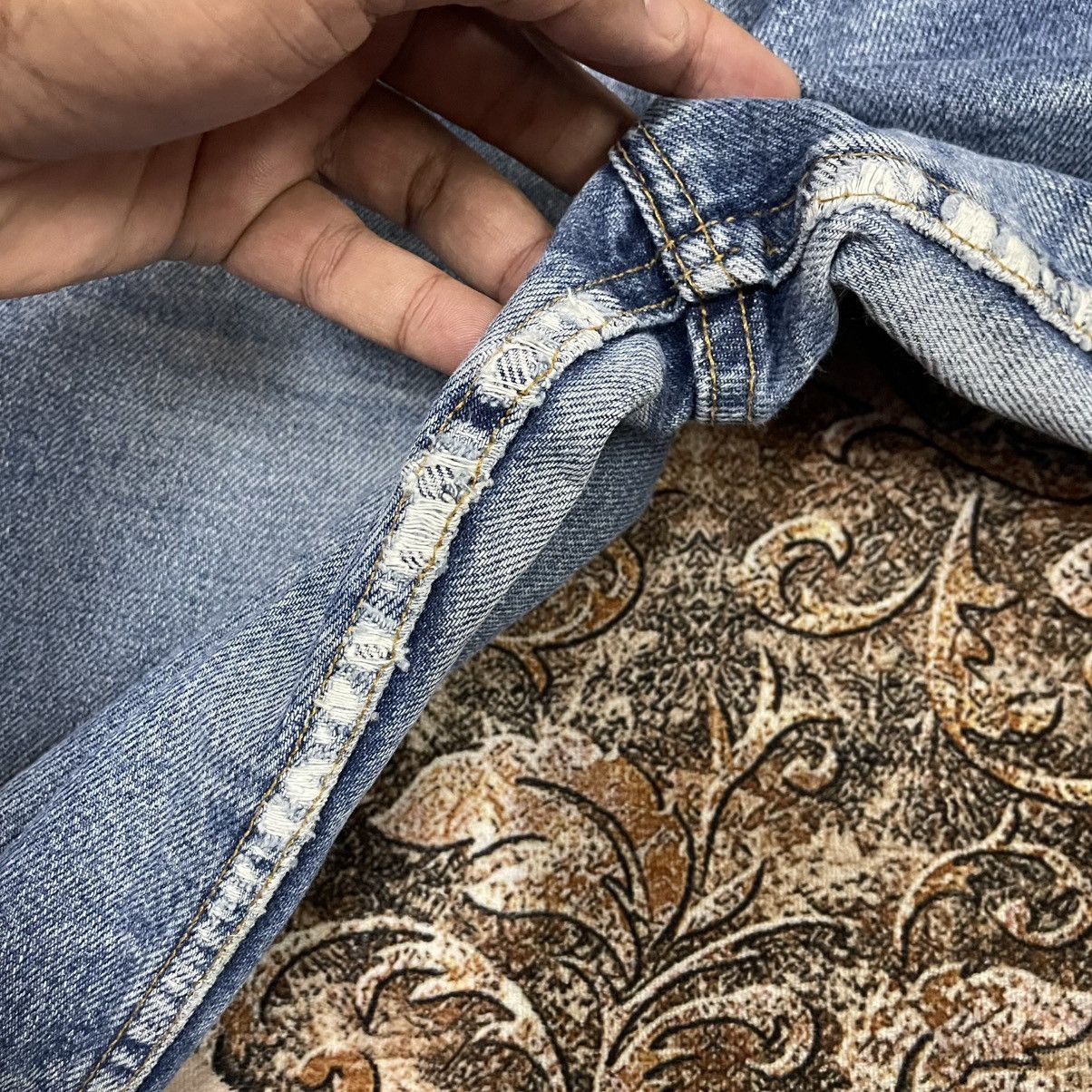 Levi's Vintage Clothing 🔥Vintage Levis 550 Stoned Washed Ripped Distress Denim Jeans Size US 32 / EU 48 - 11 Thumbnail