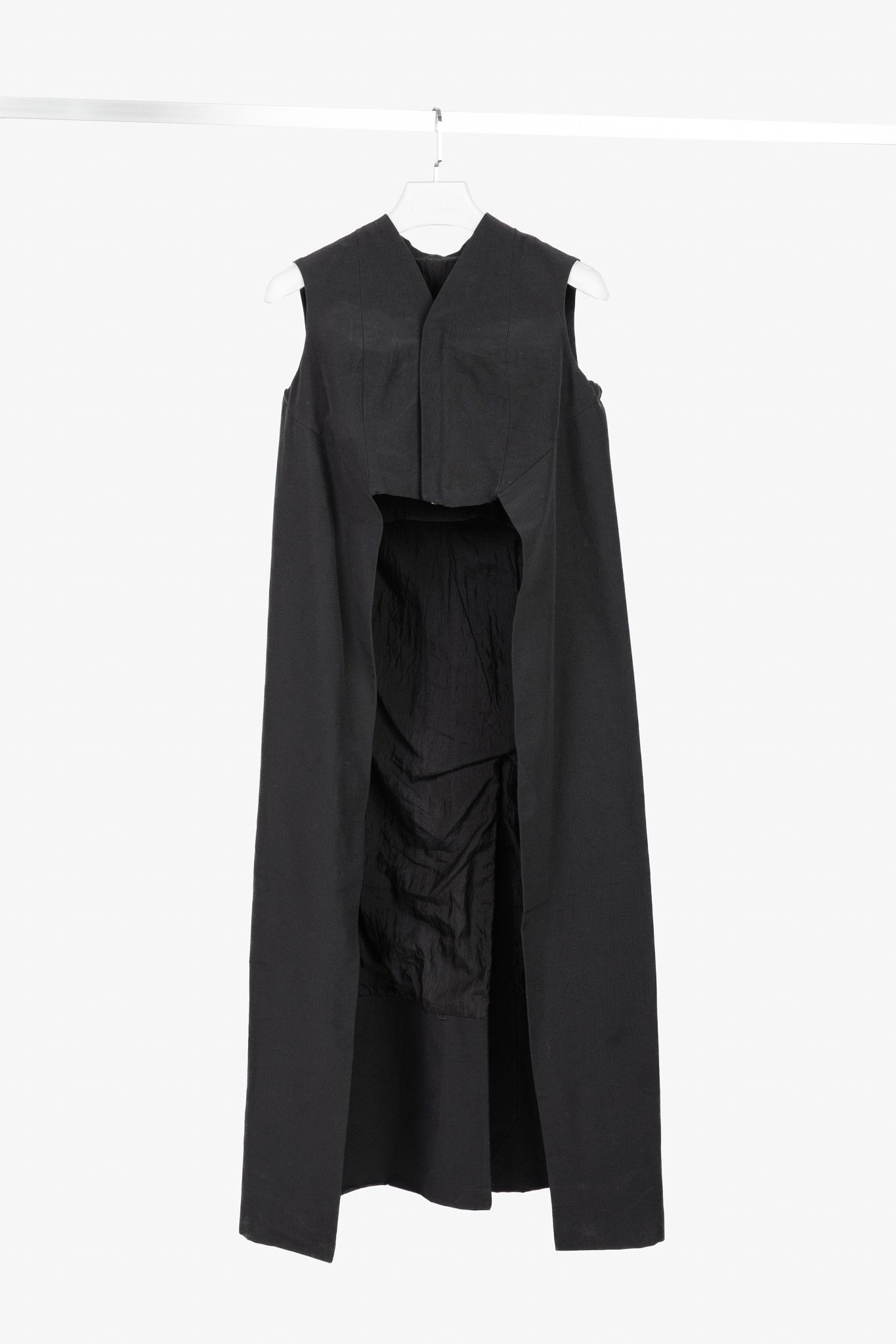 Rick Owens Rick Owens SS11 Runway Black Cotton & Silk Hi-Lo Zip Vest Size M / US 6-8 / IT 42-44 - 1 Thumbnail