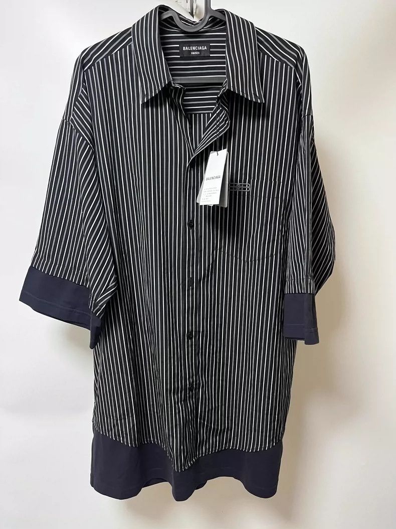 Balenciaga Balenciaga Black striped fake two-piece short-sleeve shirt Size XS / US 0-2 / IT 36-38 - 1 Thumbnail
