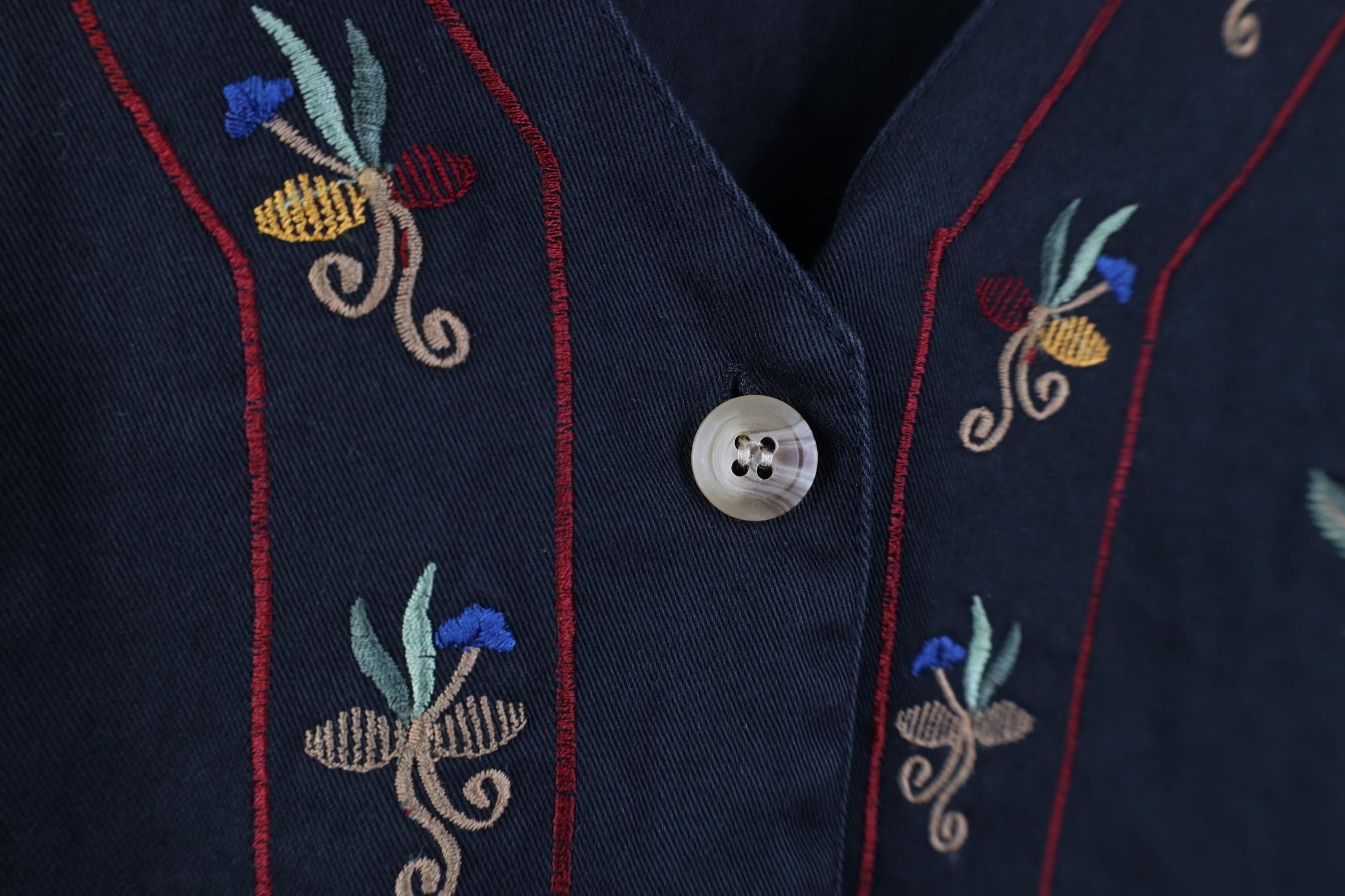 Vintage Vintage 90s Streetwear Flower Tie Back Vest Jacket Size US L / EU 52-54 / 3 - 6 Thumbnail