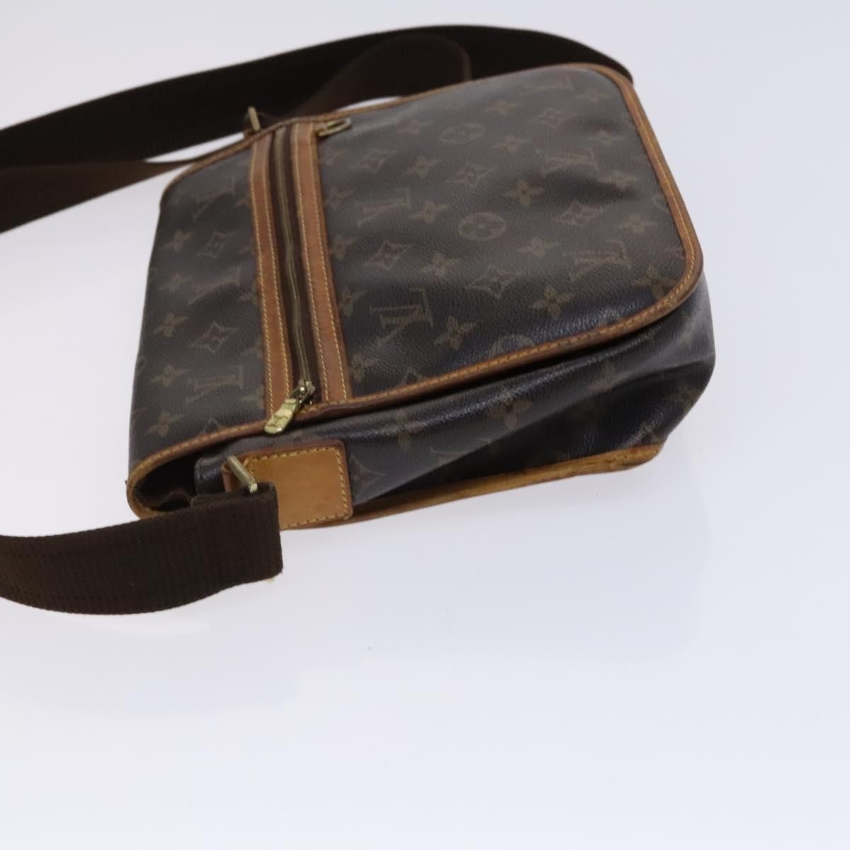 Louis Vuitton LOUIS VUITTON Monogram Messenger Bosphore PM Shoulder Bag Size ONE SIZE - 4 Thumbnail