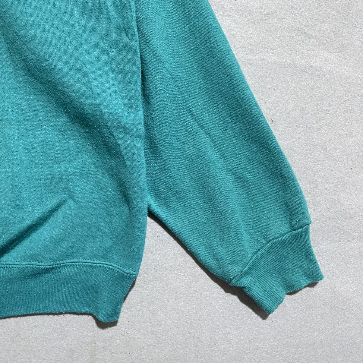 Universal Studios Vintage 1990s Universal Studios Florida Sweatshirt Size US L / EU 52-54 / 3 - 4 Thumbnail