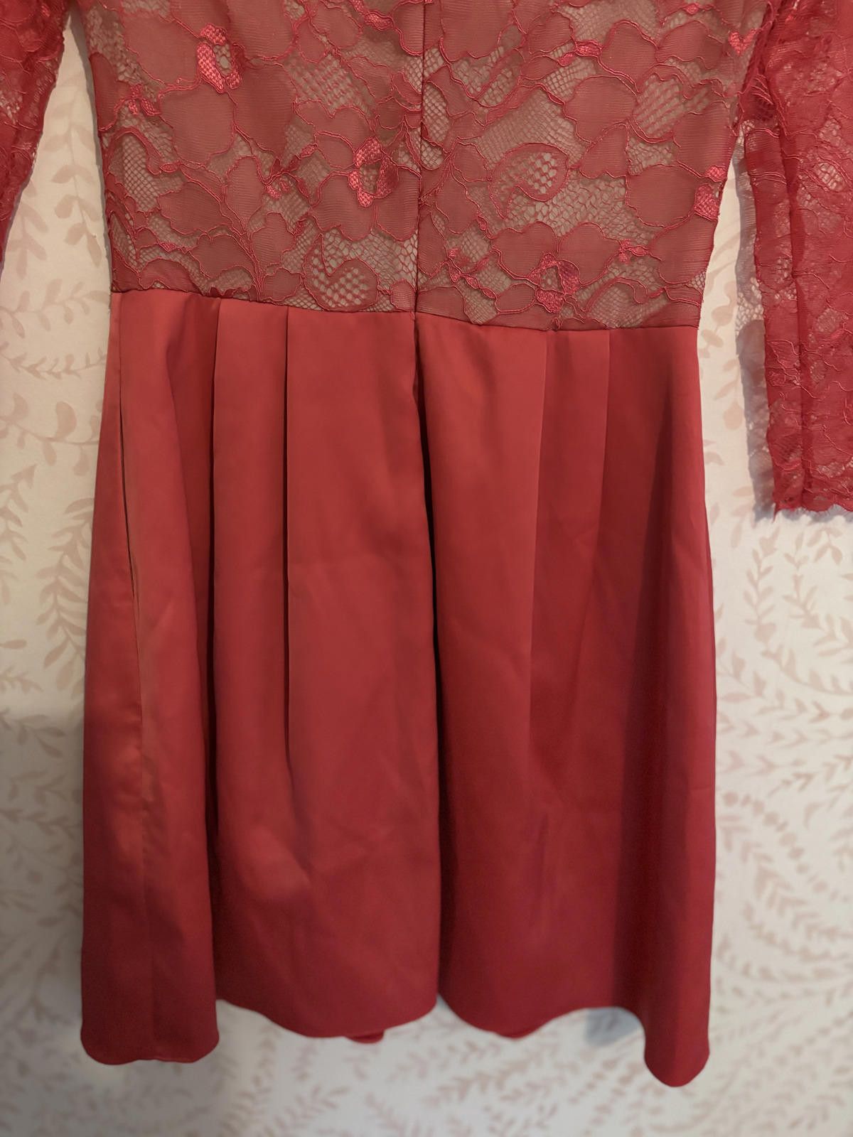 floral lace midi dress Eliana Floral Dress Black / Medium main image 1