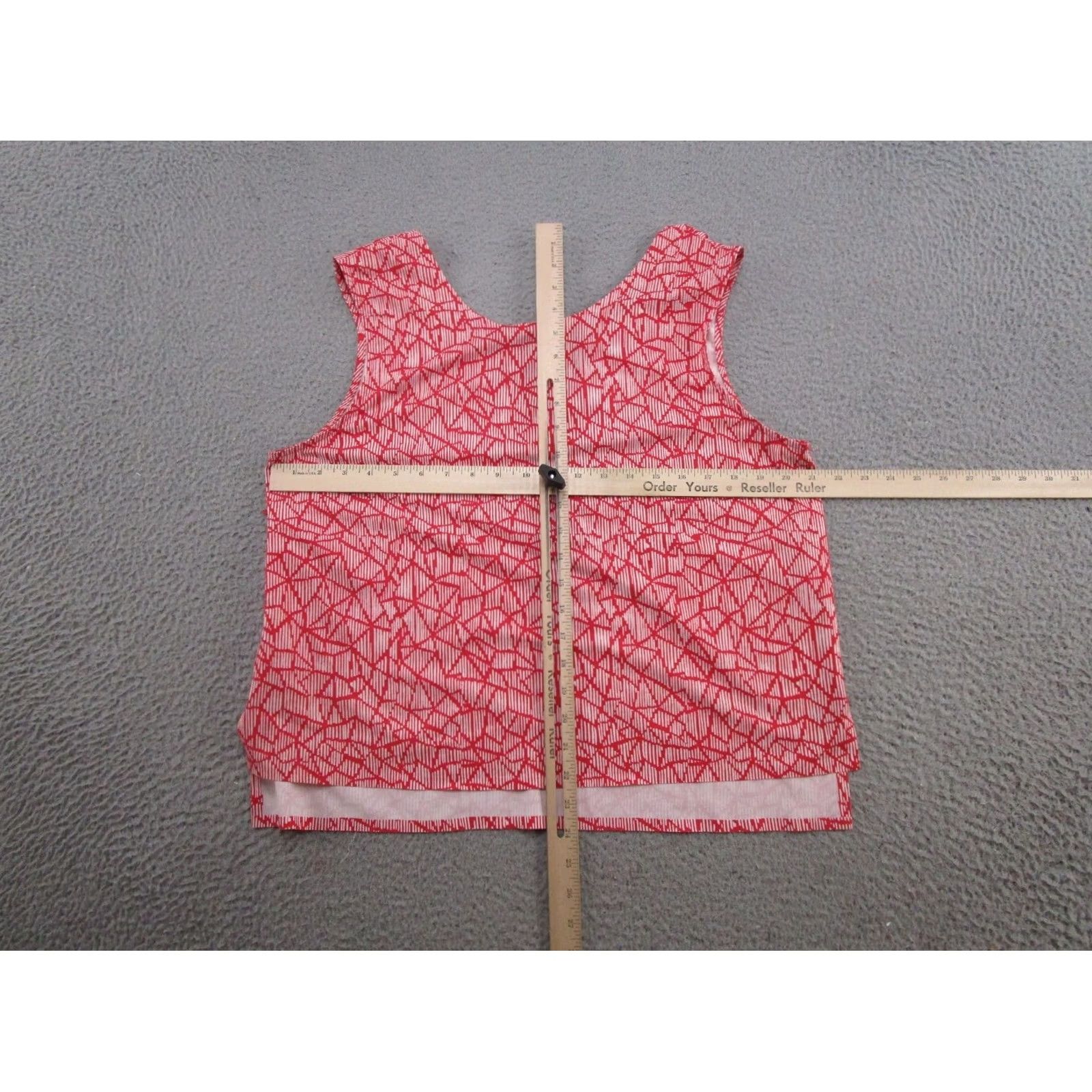 Vintage Title Nine Womens Sleeveless V Neck Zip Pocket Top L Red Polyester Golf Tennis Shirt VINTAGE? Size L / US 10 / IT 46 - 6 Thumbnail