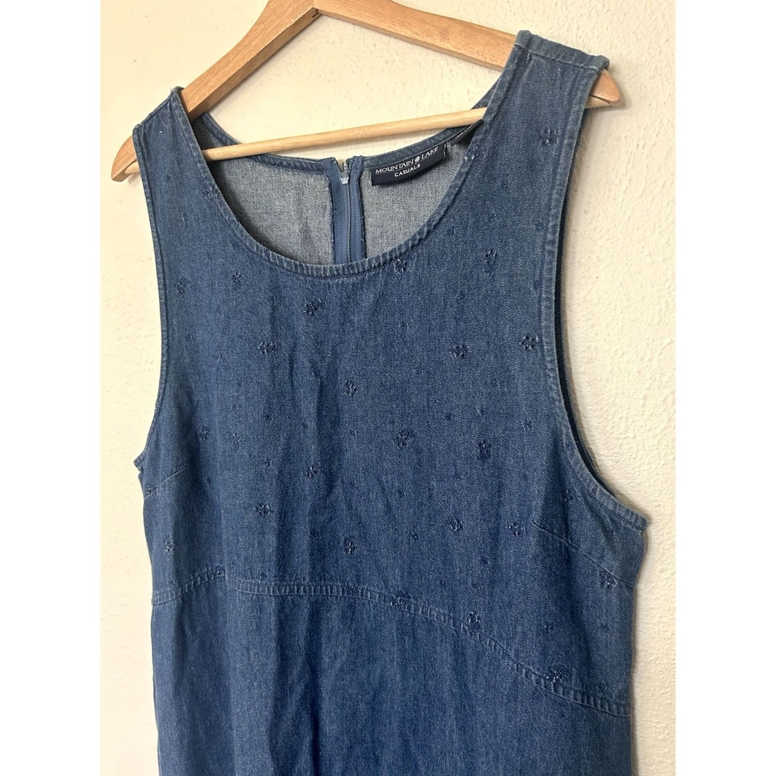 Denime Mountain Lake Casuals Denim Eyelet Embroidered Sleeveless Maxi Dress XL Blue Women Size XL / US 12-14 / IT 48-50 - 2 Thumbnail