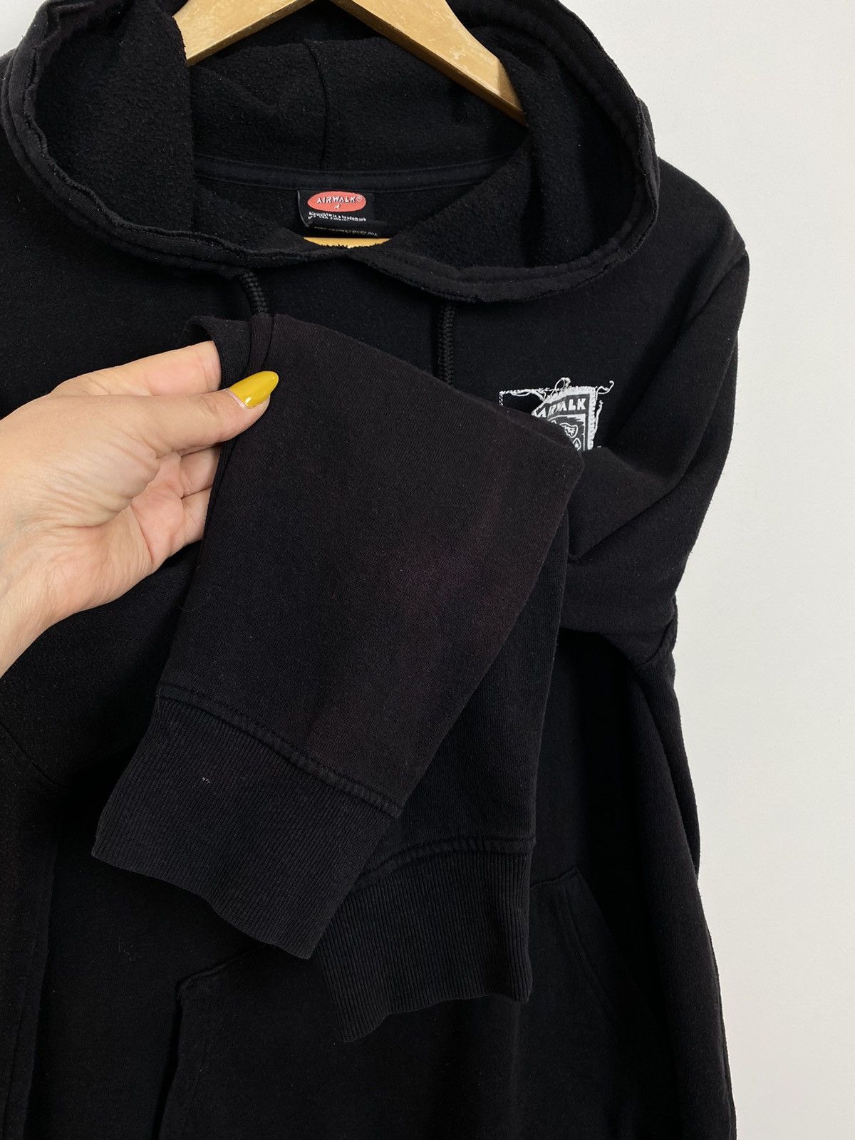 Airwalk AIRWALK Long Sleeve Hoodie Sweatshirt Mens Size Medium Black Size US M / EU 48-50 / 2 - 8 Thumbnail