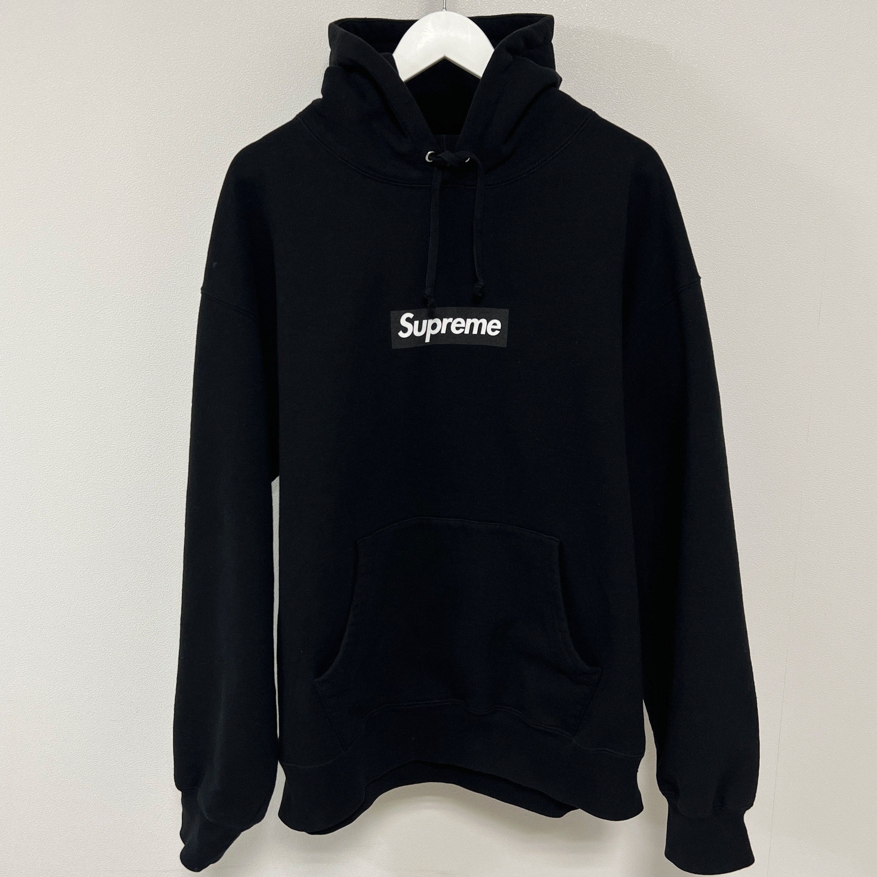 Supreme Supreme 23FW Seoul Box Logo Hoodie Black Size US XL / EU 56 / 4 - 1 Thumbnail