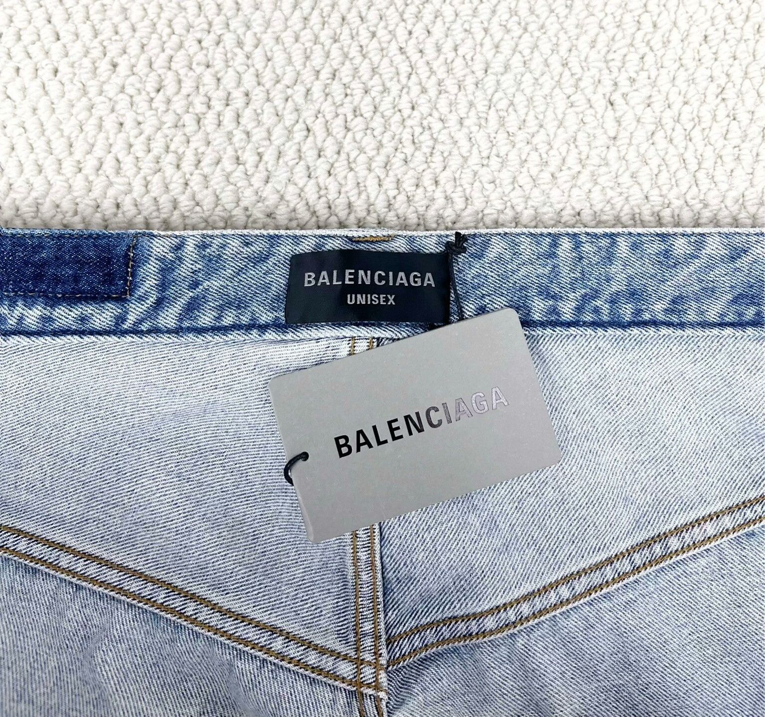 Balenciaga balenciaga distressed denim pants with logo Size US 32 / EU 48 - 3 Thumbnail