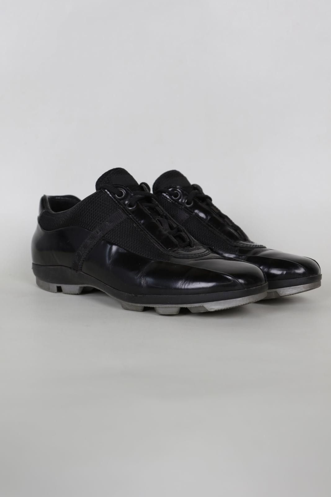 Prada 00's Prada Red Tab Low-Top Sneakers Size US 6 / IT 36 - 1 Thumbnail
