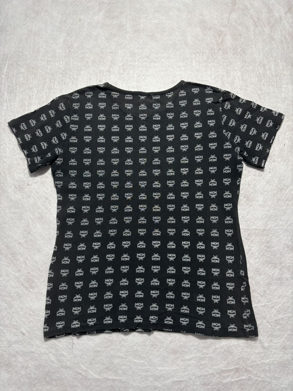MCM MCM Fullprint Tshirt Size M / US 6-8 / IT 42-44 - 2 Thumbnail