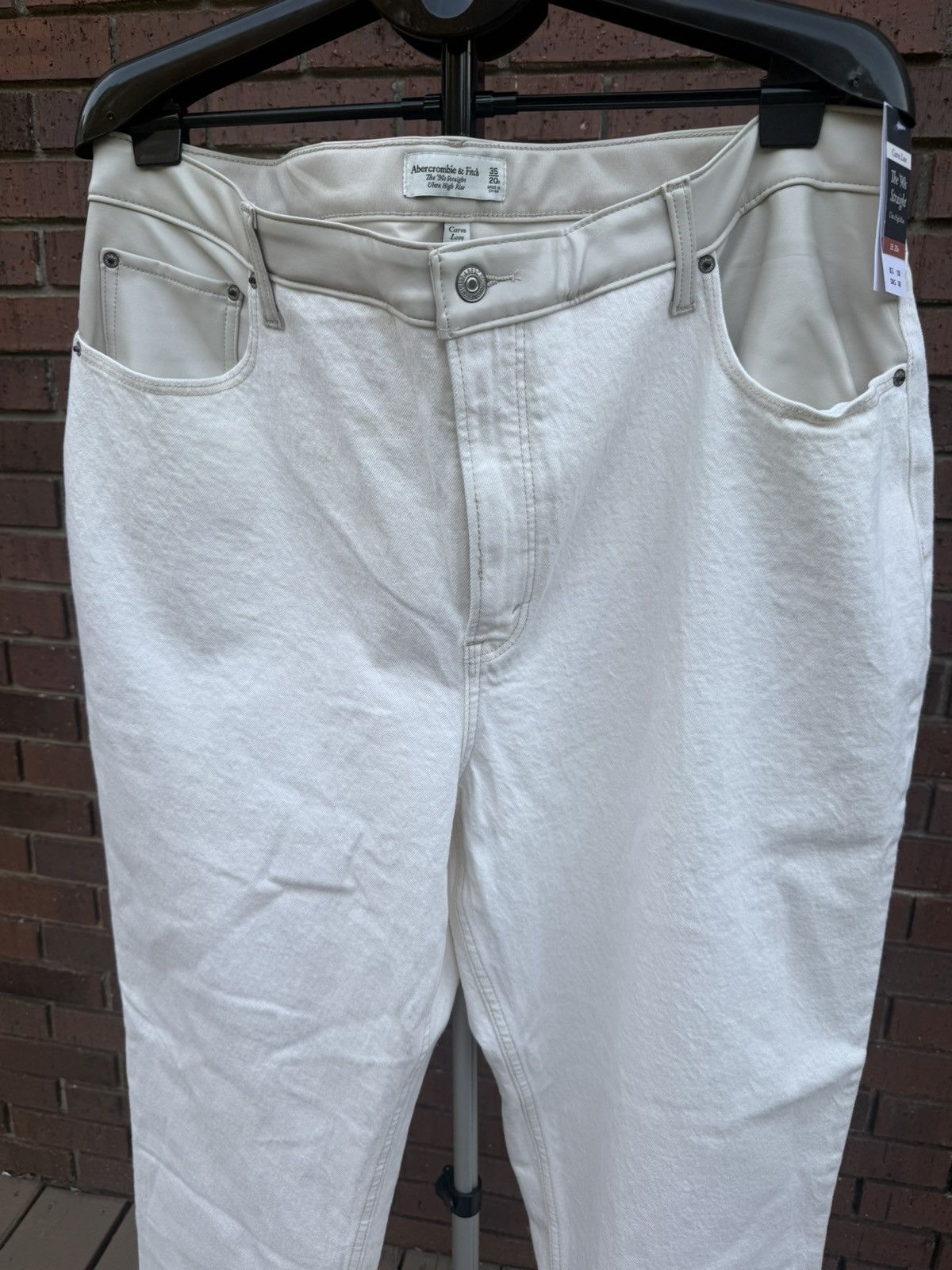 Abercrombie & Fitch ABERCROMBIE FITCH Curve Love Ultra High Rise Straight Jeans Size 41" - 6 Thumbnail