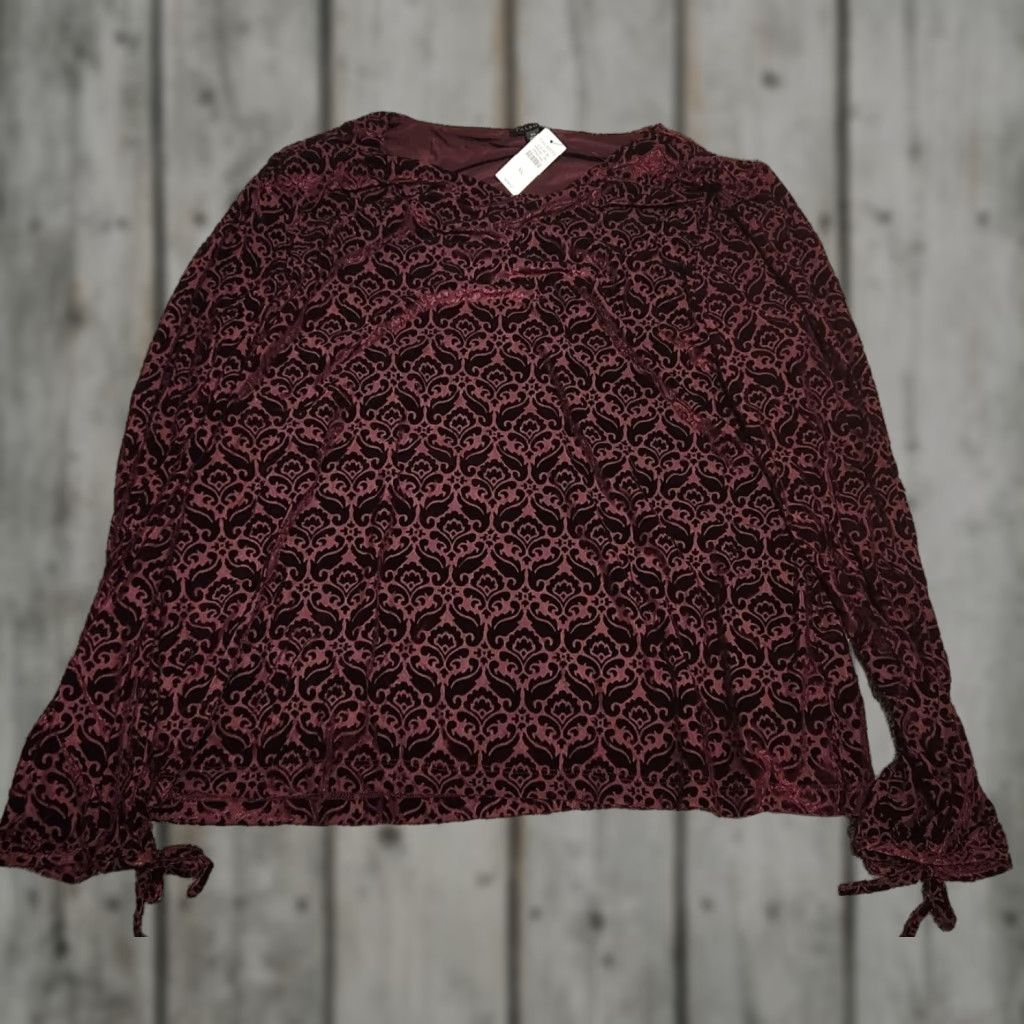 Talbots Talbots Shirt Womens Plus XL Red Velvet Burnout Party/Cocktail Knit Top Long Sleeve Round Neck Tie Sleeve Pattern Scroll Velvet Fabric Size XL / US 12-14 / IT 48-50 - 1 Thumbnail
