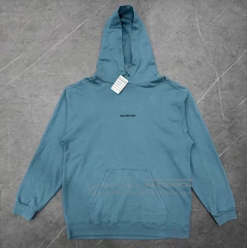 Balenciaga Balenciaga 23FW Embroidered Logo Hoodie. Size US M / EU 48-50 / 2 - 1 Thumbnail