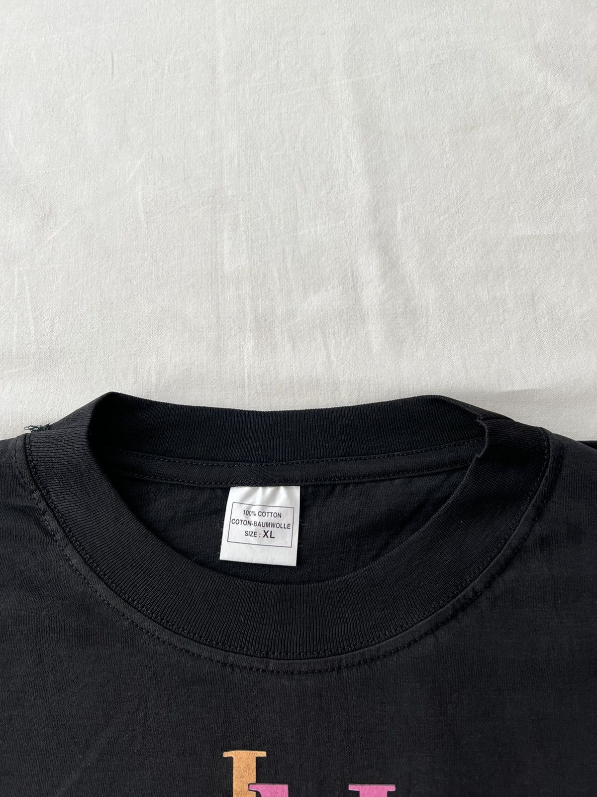 Vintage Vintage 1995 Coronation Street Absolutely Bet TV Show Tee Size US XL / EU 56 / 4 - 8 Thumbnail