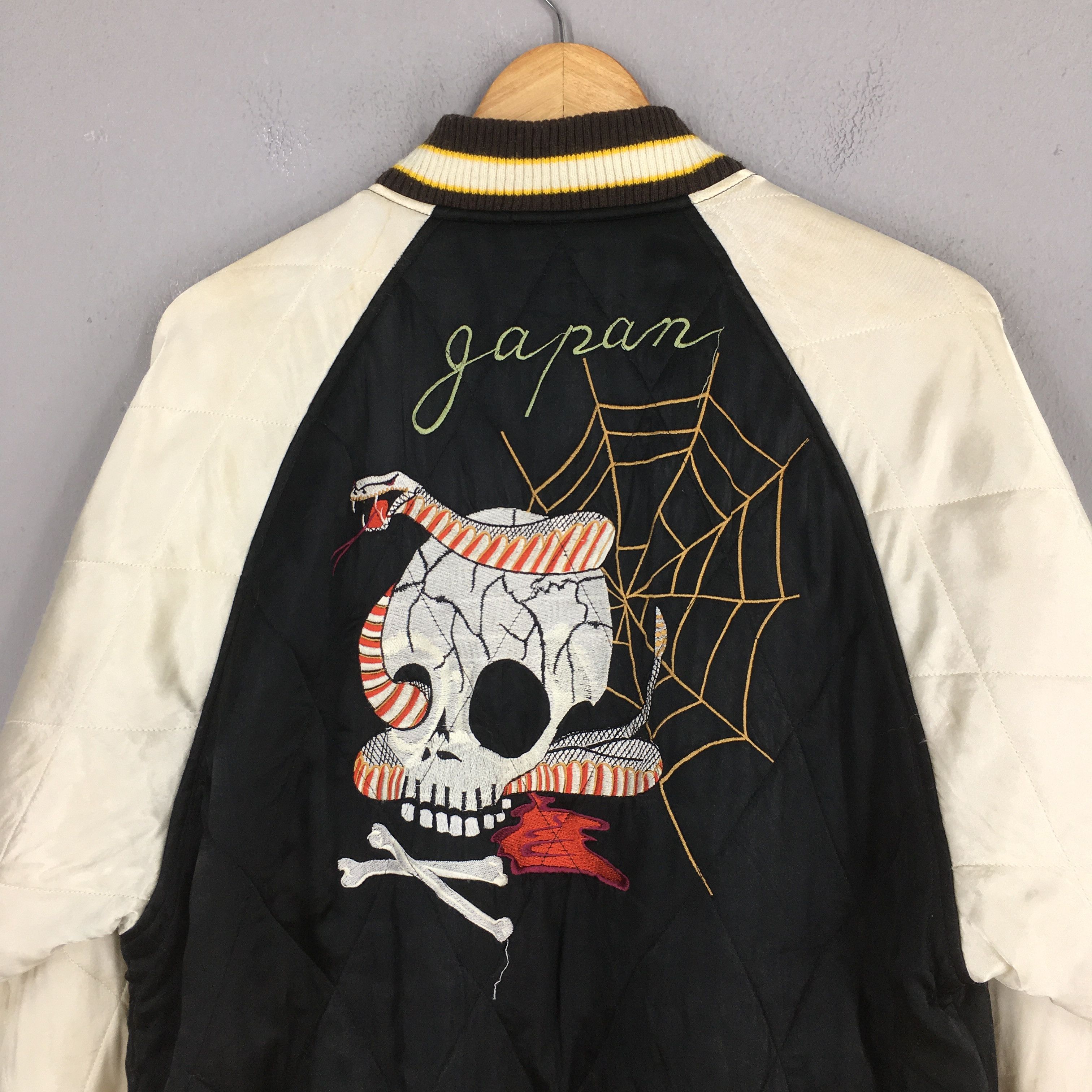 Japanese Brand Vintage 1990s Houston Sukajan Japan Dragon Souvenir Jacket L Size US L / EU 52-54 / 3 - 7 Thumbnail