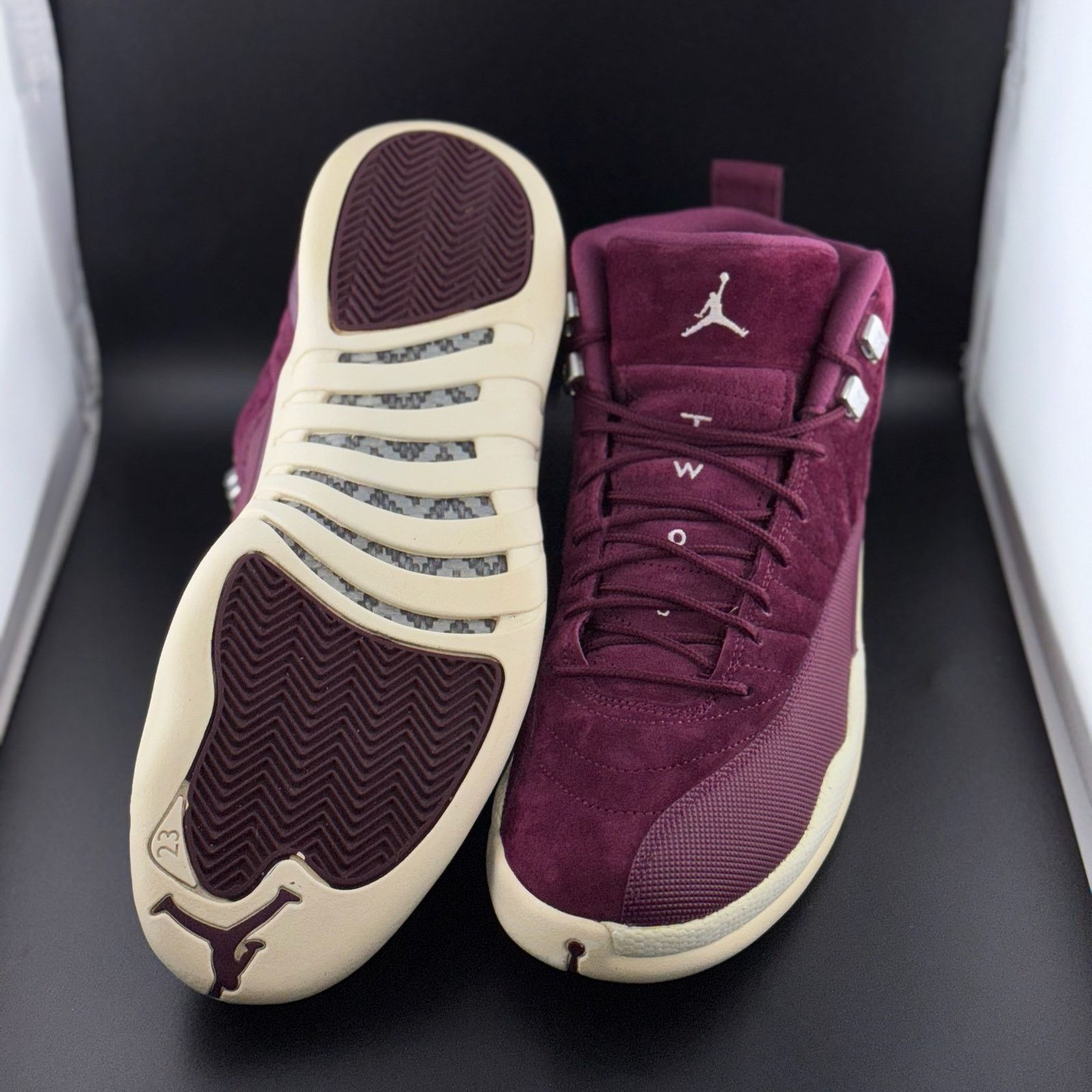 Jordan Brand Jordan 12 Retro Bordeaux Size US 10.5 / EU 43-44 - 5 Thumbnail