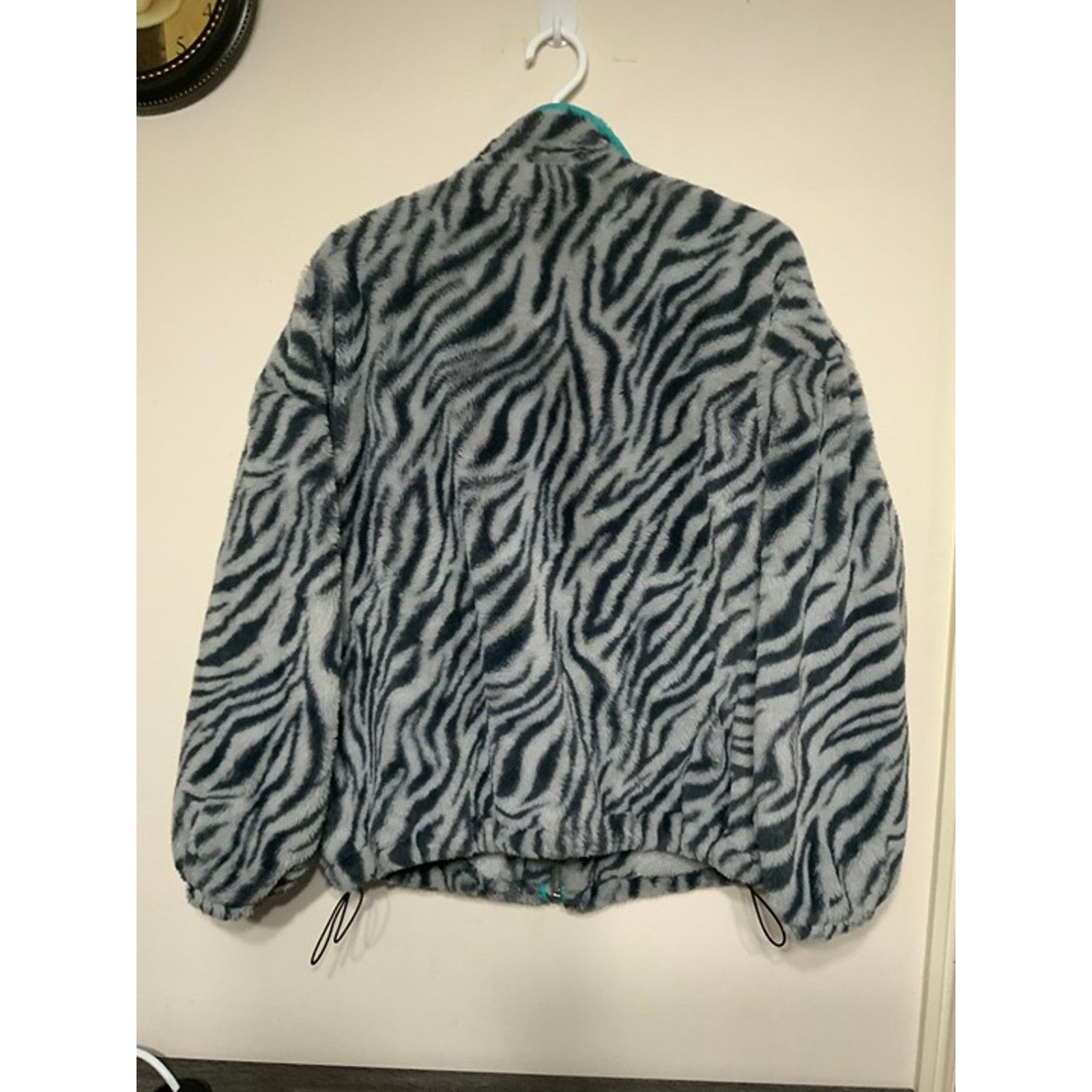 Other iCOM Design by Woods Furry Coat Zebra Print Size M- Used Size M / US 6-8 / IT 42-44 - 2 Thumbnail