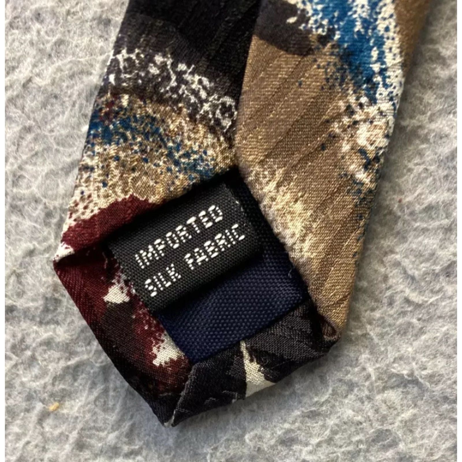 Vintage VINTAGE Roffe New York Men's 57" Tie Silk Geometric Abstract Woven Navy Blue Brown Made in USA Size ONE SIZE - 3 Thumbnail