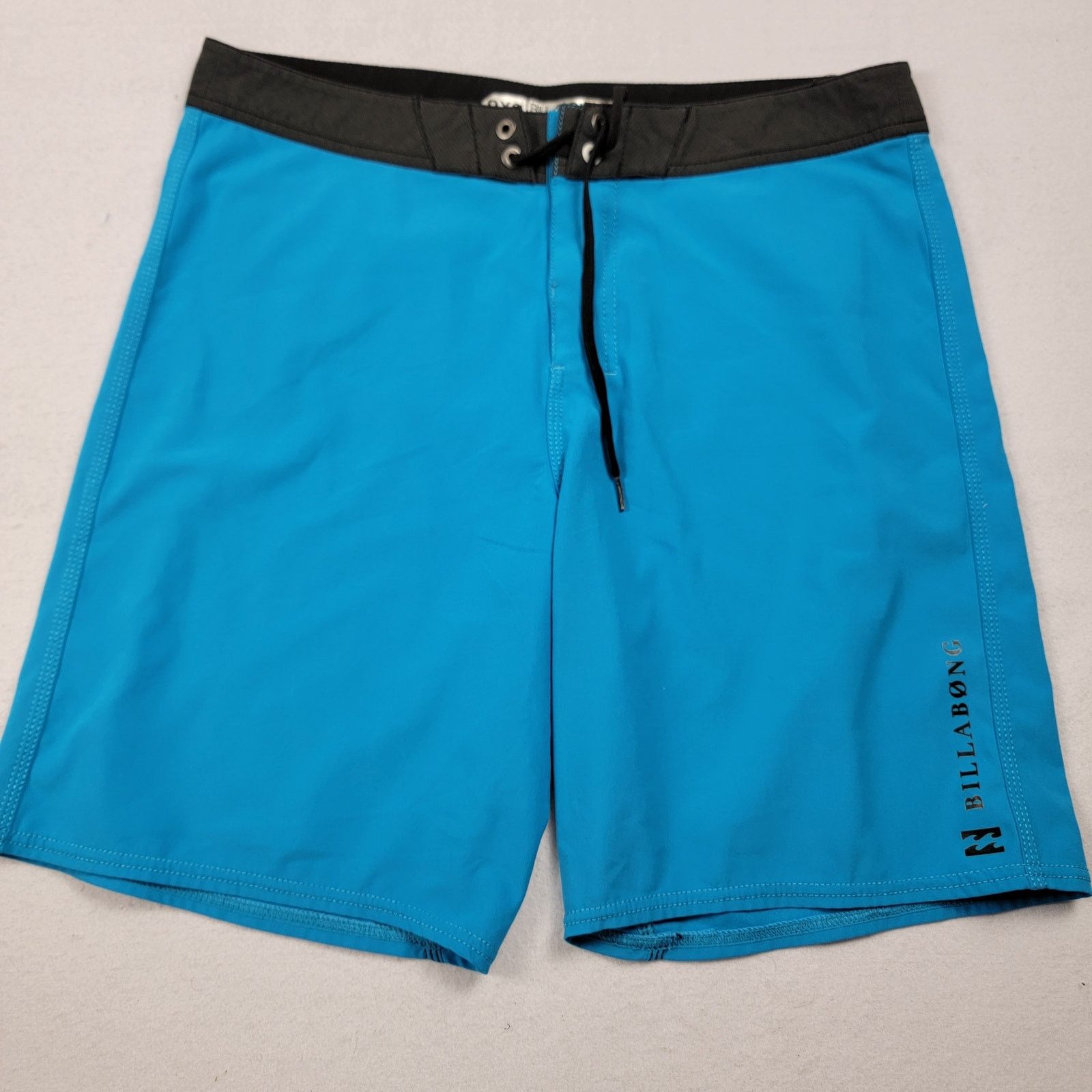 Billabong Billabong Men's Blue Shorts - Size 33 - Pre-owned Size US 33 - 1 Thumbnail