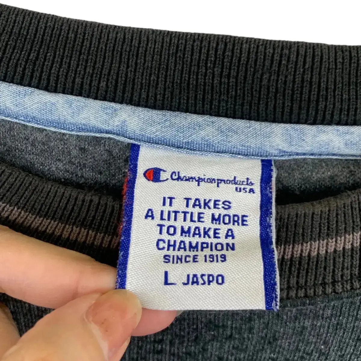 Champion Vintage CHAMPION PRODUCTS Embossed Ringer Size L / US 10 / IT 46 - 6 Thumbnail