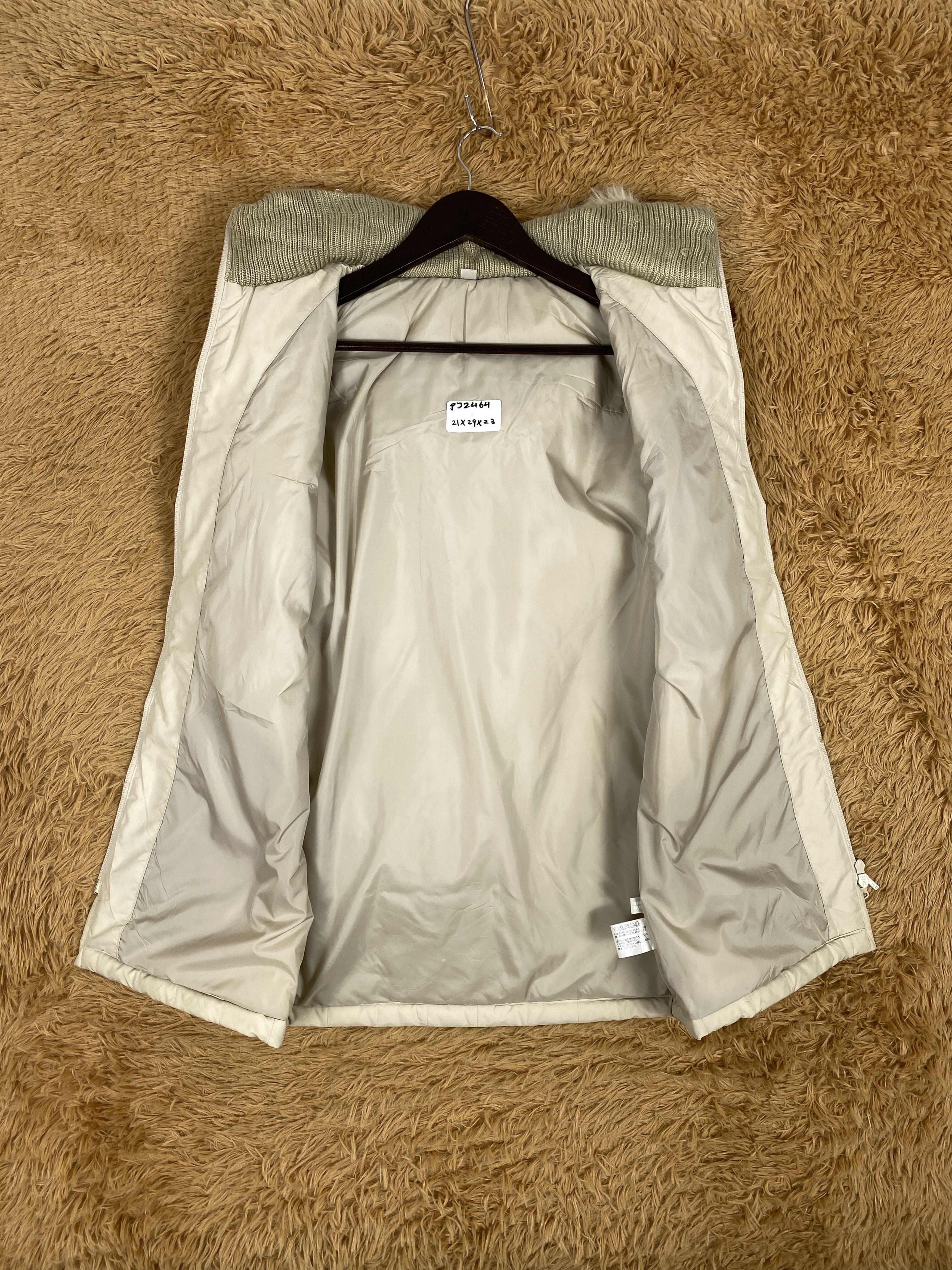 Uniqlo Vintage Uniqlo Puffer Jacket PJ2464 Size US S / EU 44-46 / 1 - 6 Thumbnail