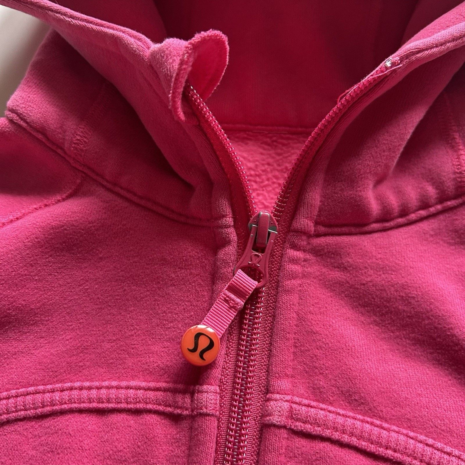 Lululemon Lululemon Scuba Hoodie Women’s Small Crop Hot Pink Full Zip Size S / US 4 / IT 40 - 3 Thumbnail