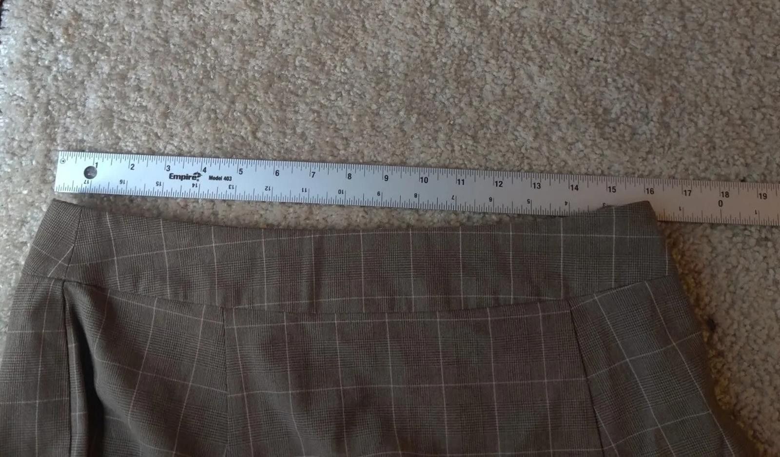 Old Navy Old Navy Womens Gray Vintage Plaid Flair Skirt Size 6 Pink L Size 28" / US 6 / IT 42 - 2 Thumbnail