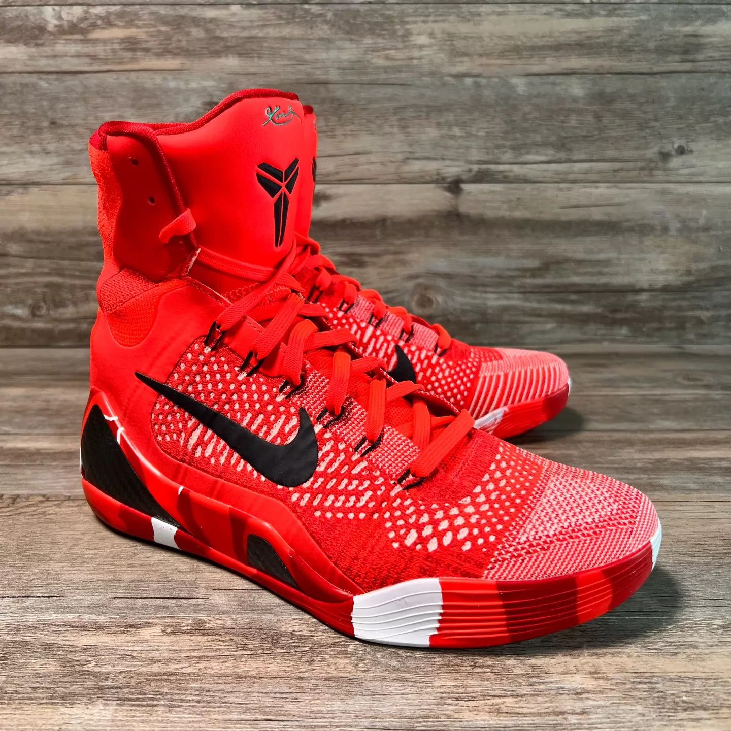 Nike Nike Kobe 9 Xmas Red/White 43 Size US 9.5 / EU 42-43 - 2 Thumbnail