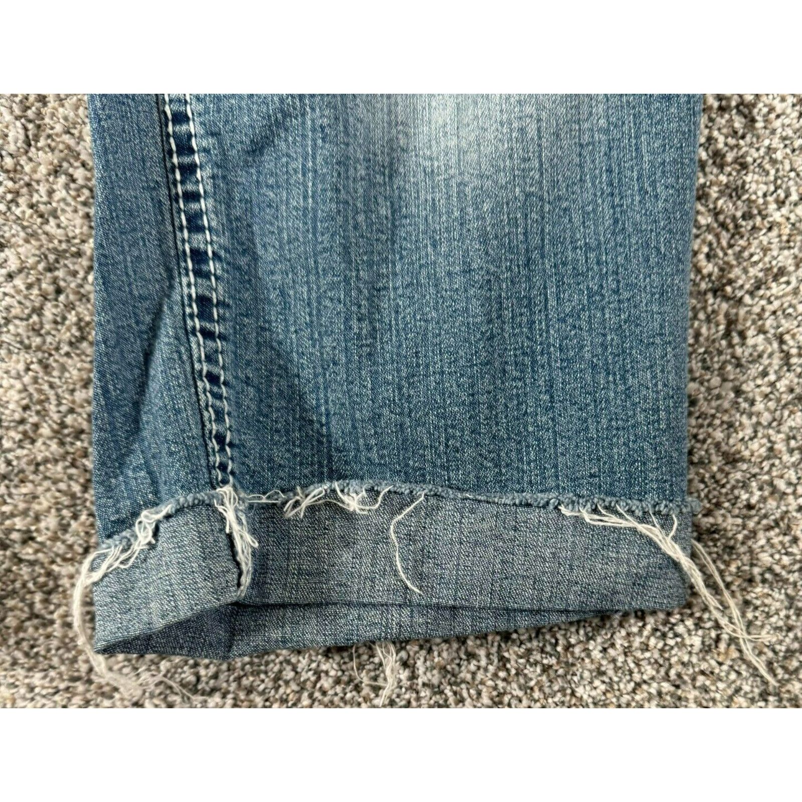 Other Y2K Capri Jeans Womens 8 Cuffed Distressed Grunge Ripped Size 30" / US 8 / IT 44 - 4 Thumbnail