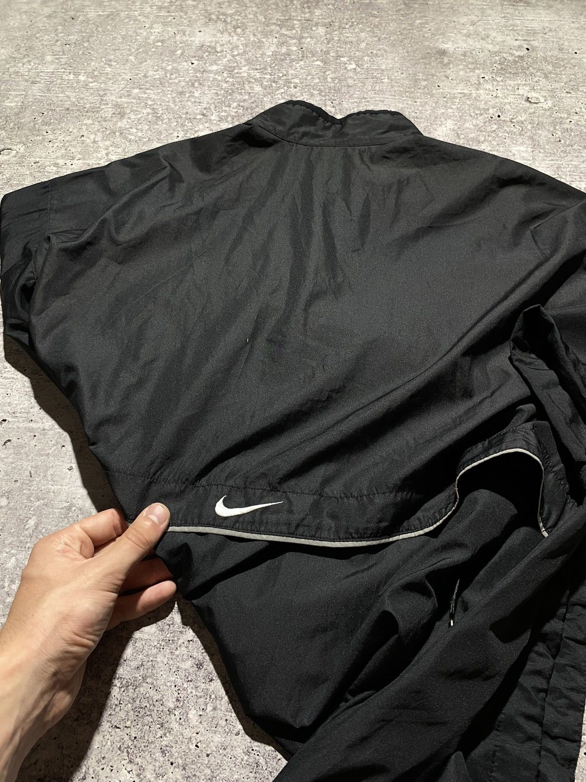 Nike Nike Vintage Nylon Jacket Size US XL / EU 56 / 4 - 7 Thumbnail