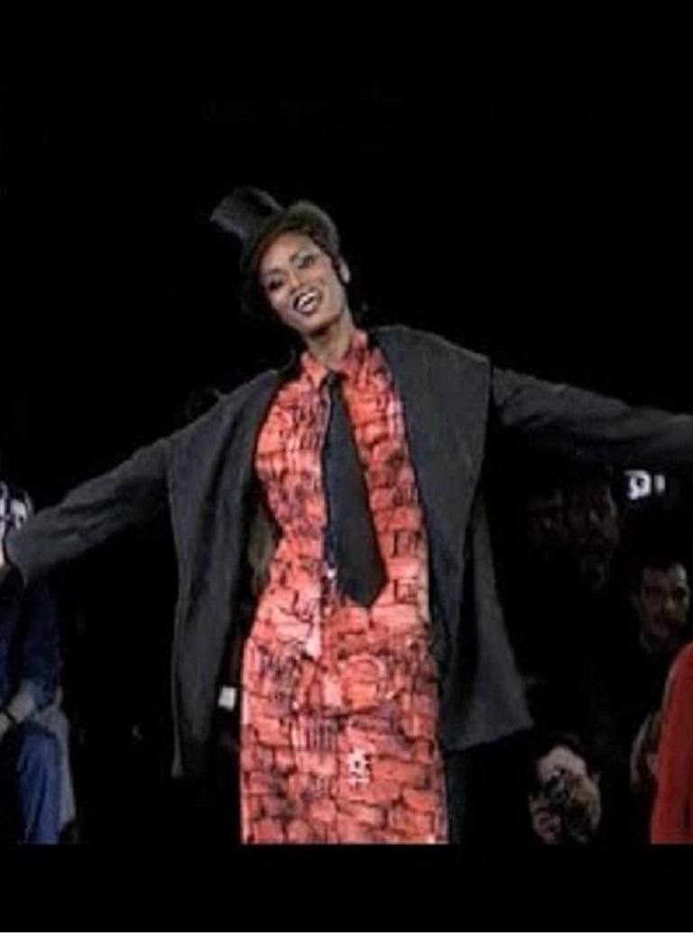 Jean Paul Gaultier Jean Paul Gaultier 1997 Brick Anarchy Fight Racism Skirt RT Size 27" / US 4 / IT 40 - 2 Thumbnail