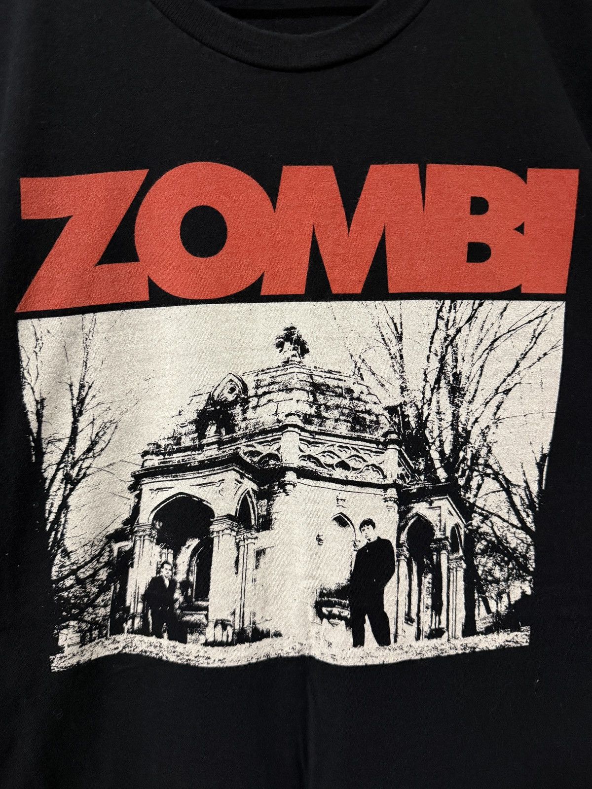 Band Tees ZOMBI Size US XL / EU 56 / 4 - 2 Thumbnail