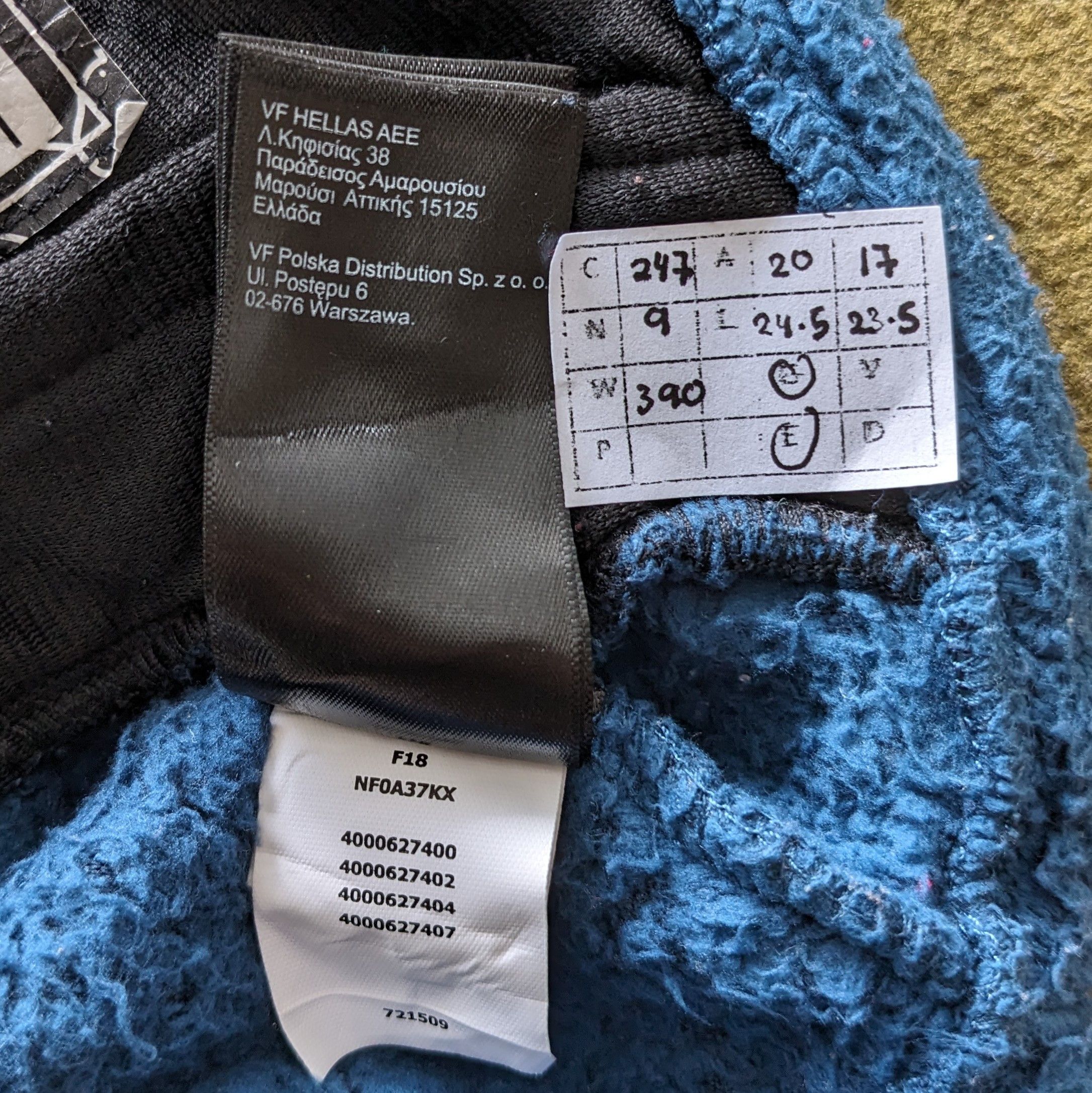 The North Face Vintage THE NORTH FACE Sweater Jacket Size US S / EU 44-46 / 1 - 11 Thumbnail