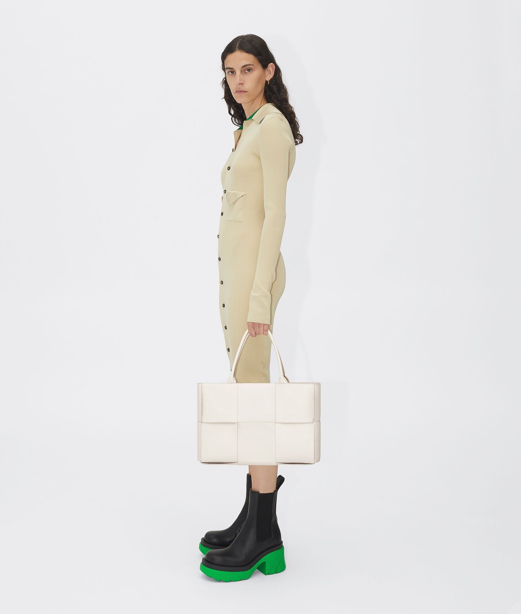 Bottega Veneta o1n1vont0325 Size: OS / Arco Tote Bag in White Size ONE SIZE - 4 Thumbnail