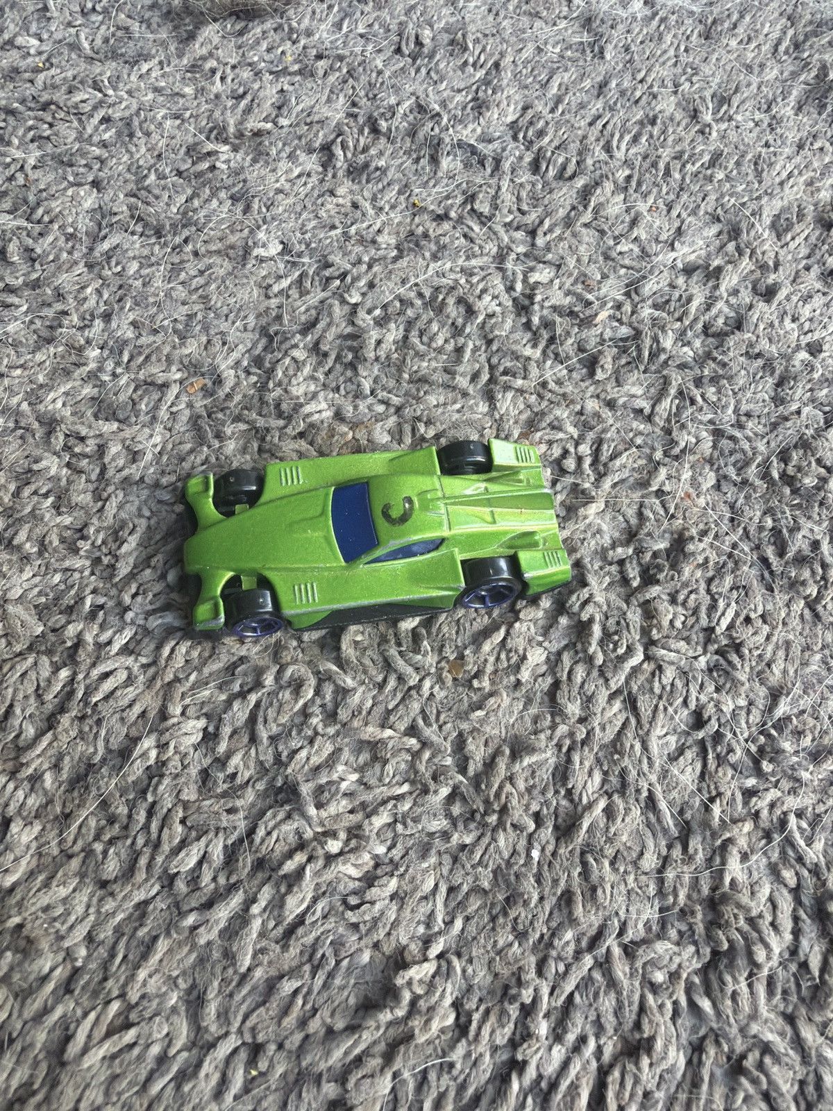 Hypebeast 2006 McDonald’s Mattel Formul8r Die-Cast Size ONE SIZE - 1 Thumbnail