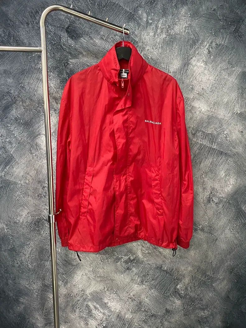 Balenciaga Balenciaga Red Printed Pattern Logo Windbreaker Size US S / EU 44-46 / 1 - 1 Thumbnail