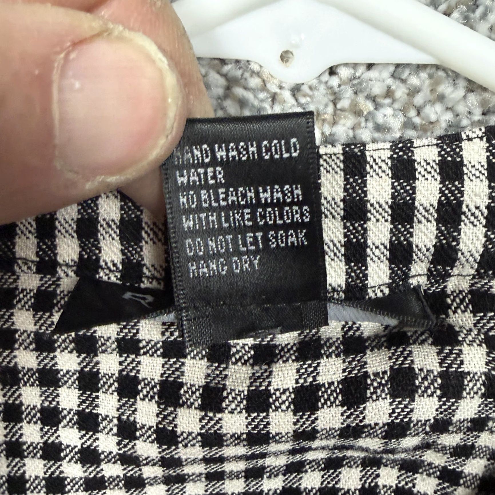 Vintage VINTAGE Rafael Sport Black White Gingham Floral Embroidered 3/4 Sleeve Button-Up Shirt Women L Size L / US 10 / IT 46 - 6 Thumbnail