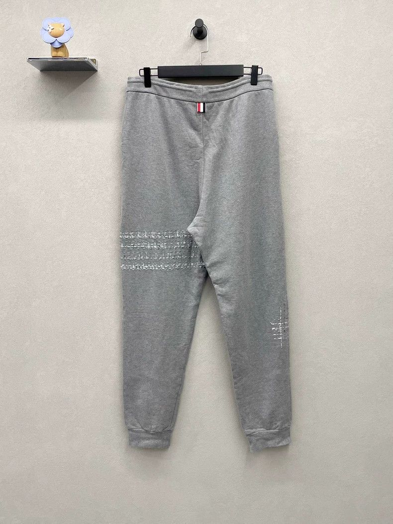 Thom Browne Thom Browne size 3 Gray embroidered sweatpants Size US 41 - 2 Thumbnail