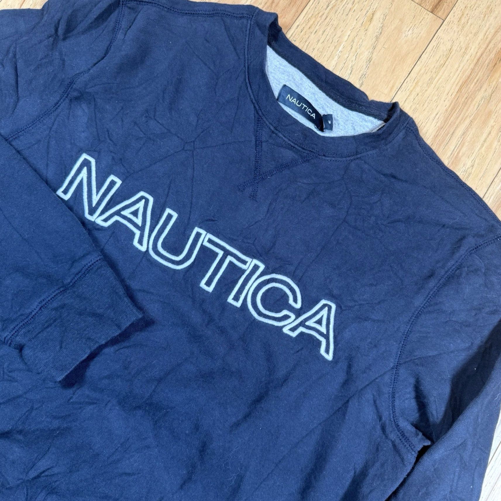 Nautica VINTAGE Nautica Sweatshirt Crewneck Mens Medium Blue Embroidered Sweatshirt? Size US M / EU 48-50 / 2 - 2 Thumbnail