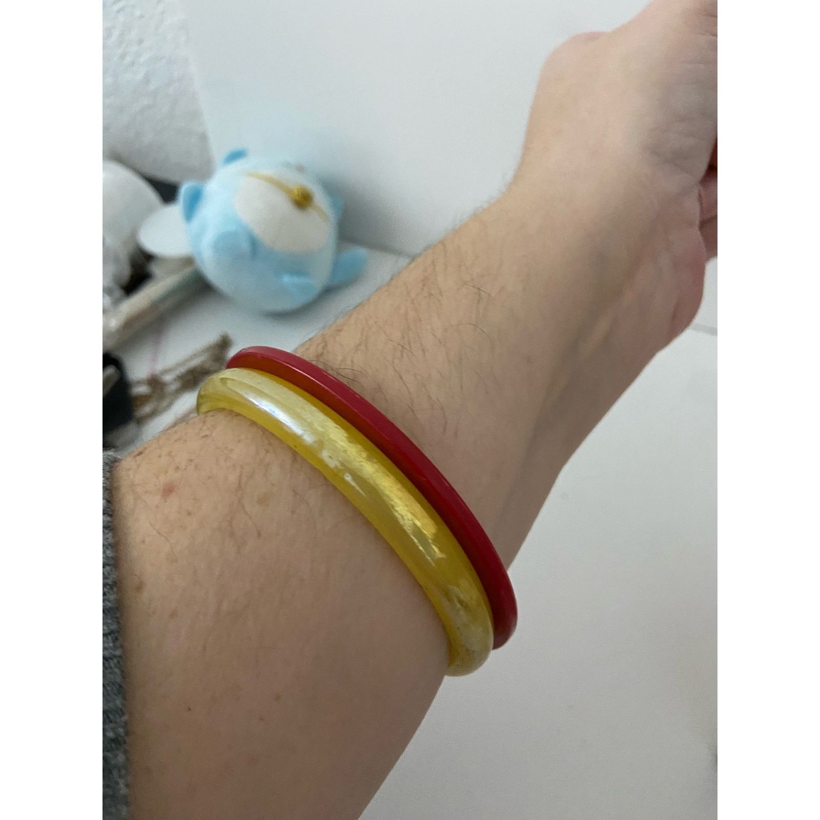 Other Vintage yellow and red bangle bracelets Size ONE SIZE - 2 Thumbnail