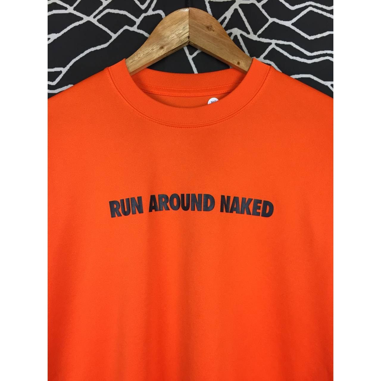 Nike Nike Air Run Around Naked Sportswear Tee Size US L / EU 52-54 / 3 - 7 Thumbnail