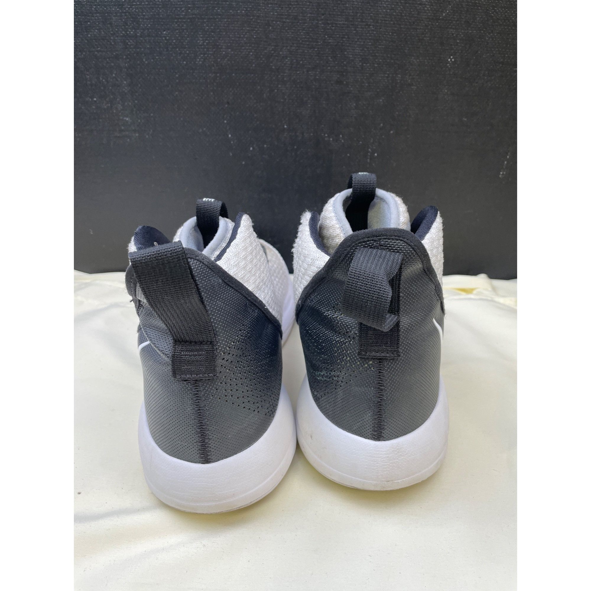 Nike Nike Zoom Rise Mens Gray Black Sneakers Shoes Size 13 SKU 64 Size US 13 / EU 46 - 5 Thumbnail