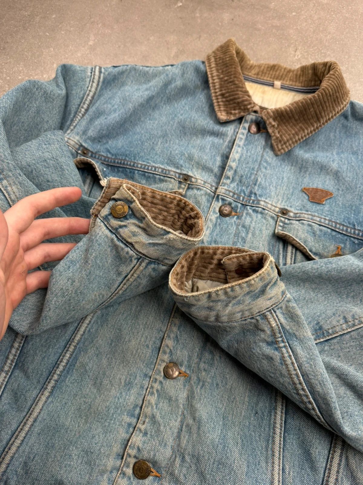 Armani Armani denim jacket vintage 1980s work wear made in Italy Size US L / EU 52-54 / 3 - 9 Thumbnail