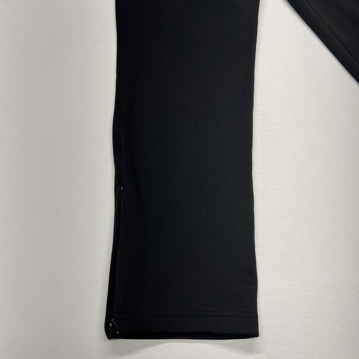 Adidas Adidas Sweat Pants Black Climawarm Fleece Lined Zip Ankle Size US 32 / EU 48 - 2 Thumbnail