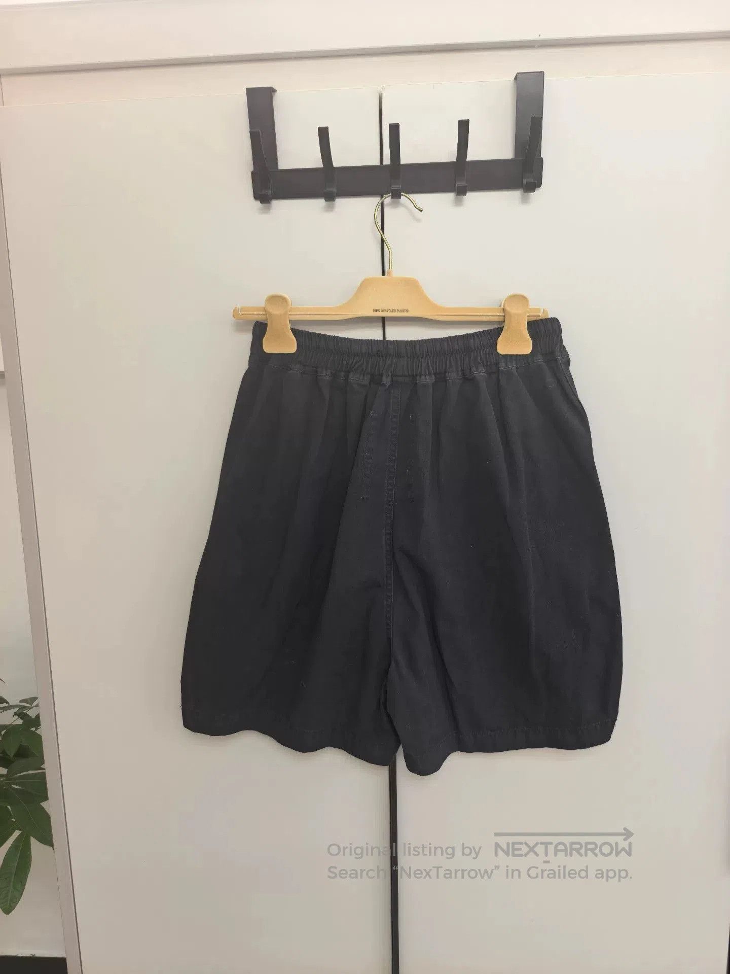 Rick Owens RICK OWENS SS23 Men's Solid Shorts. Size US 28 / EU 44 - 2 Thumbnail