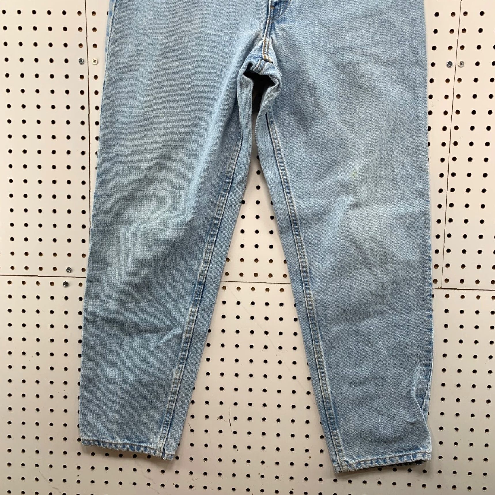 Levi's VINTAGE Levi's 550 Denim Jeans Men 32x29 90s Blue Relaxed Tapered USA Denim Jeans Men 32 Relaxed 90s Blue Levi's 550 Vintage USA Pants Size US 32 / EU 48 - 6 Thumbnail