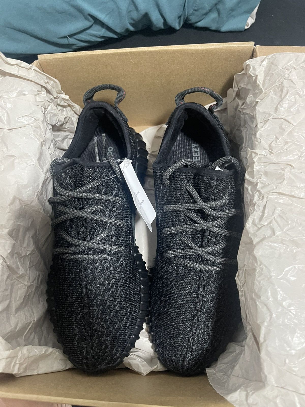 Yeezy Yeezy Pirate Black 350 OG version 2016 edition size 8 Size US 8 / EU 41 - 4 Thumbnail